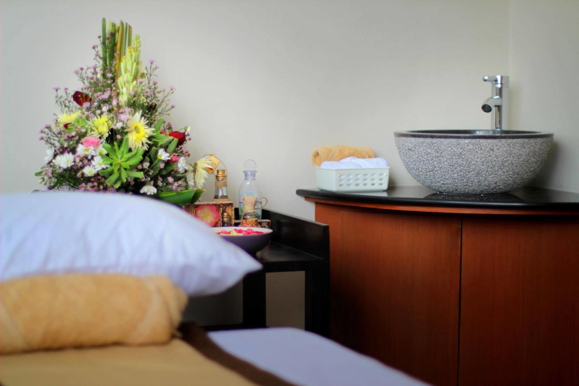 Sand Beach Luxury Living Kuta  Bagian luar foto